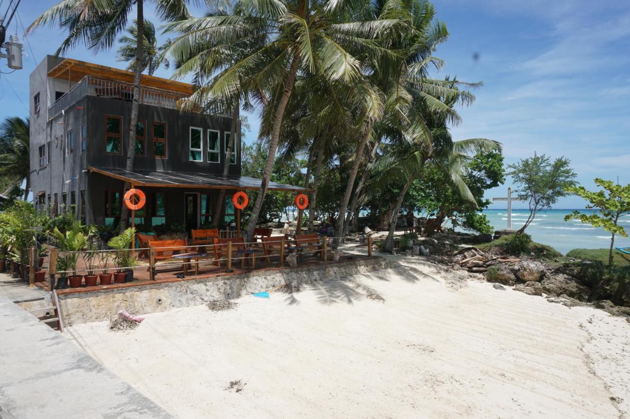 L Cafe Restobar & Lyn'S Guest House San Juan (Siquijor) Exterior foto