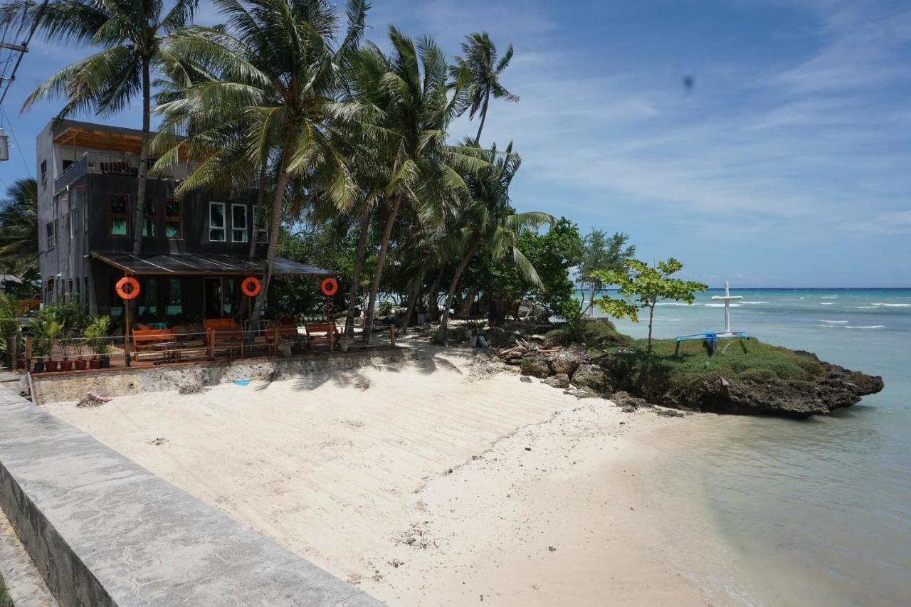 L Cafe Restobar & Lyn'S Guest House San Juan (Siquijor) Exterior foto