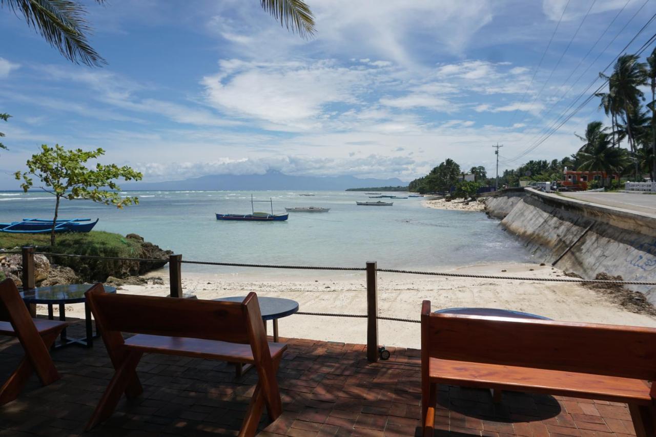 L Cafe Restobar & Lyn'S Guest House San Juan (Siquijor) Exterior foto